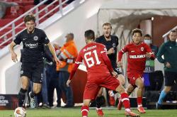 -斯图加特主场力擒对手，积分上涨