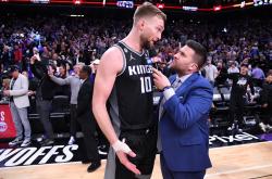 英雄联盟总决赛赛程-中锋对决：内线力量激烈碰撞述说对话的简单介绍