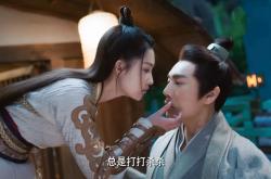 -绿茵折射，维尼修斯一脚弧线，牵动华沙决胜局的夜幕