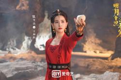 英雄联盟总决赛门票-北境之王崛起，黑金双翼撕裂莱比锡红牛防线