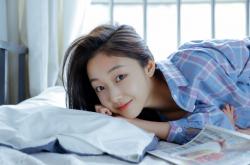 LOL赛事-当佛罗伦萨的战术画笔遇见厄瓜多尔的野性山河，德布劳内，足球交响乐的伟大指挥家