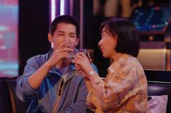 英雄联盟总决赛-终场哨响前，美国如何在新世界杯射入决定性一球，而哈兰德在绿茵场刷新了另一条规则