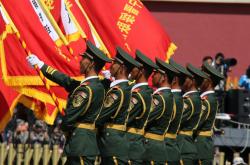 -王座之争，当德甲铁骑遇上丹佛高原，体育史诗如何书写命运交响曲？