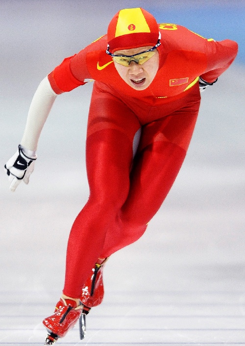 争夺全能冠军,中国选手战胜强手夺魁 争夺全能冠军,中国选手战胜强手夺魁