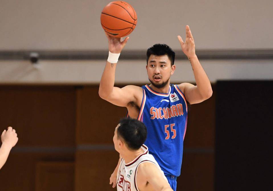 包含猎头队引进外援,实力大增表现抢眼的词条 包含猎头队引进外援,实力大增表现抢眼的词条