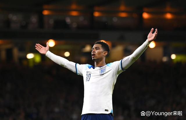 关于比利时重挫阿尔巴尼亚，晋级欧预赛淘汰赛的信息