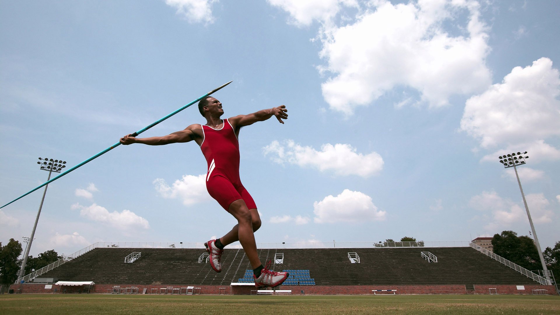 当格纳布里的稳定输出遇见亚洲风暴，足球世界的两种天才叙事
