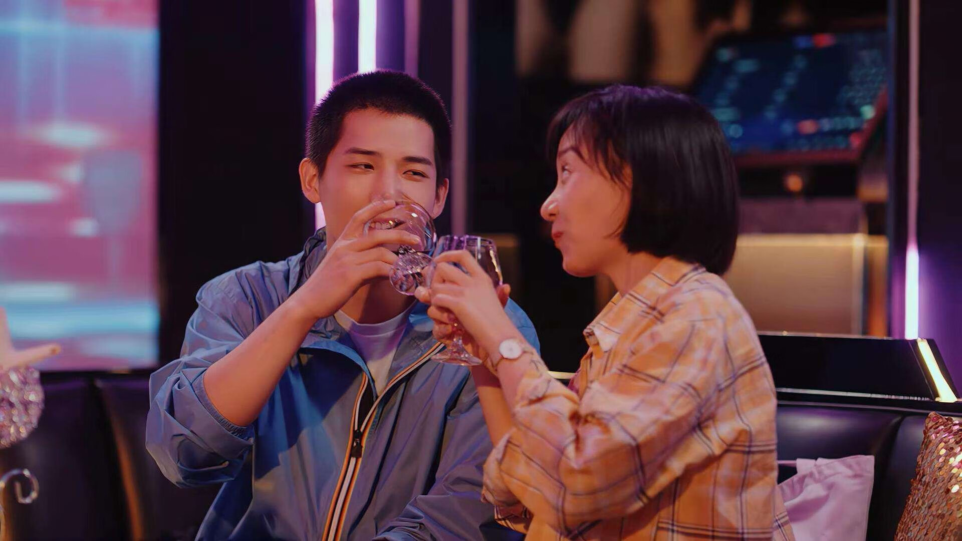 哥伦比亚风暴！何塞·马西亚斯加时弑旧主，伯纳乌见证国家德比新王登基