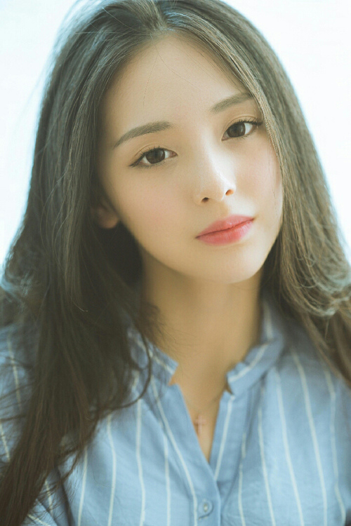 末节铃声响起时，彩虹之地的球鞋，如何踏上雨林的战场？